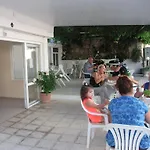 Tug Hotel